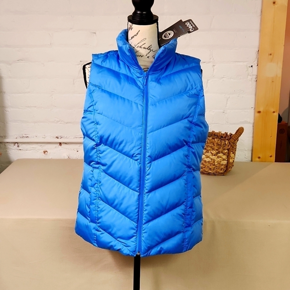 NWT Down Filled Lands End Blue Vest Size Med Warm!